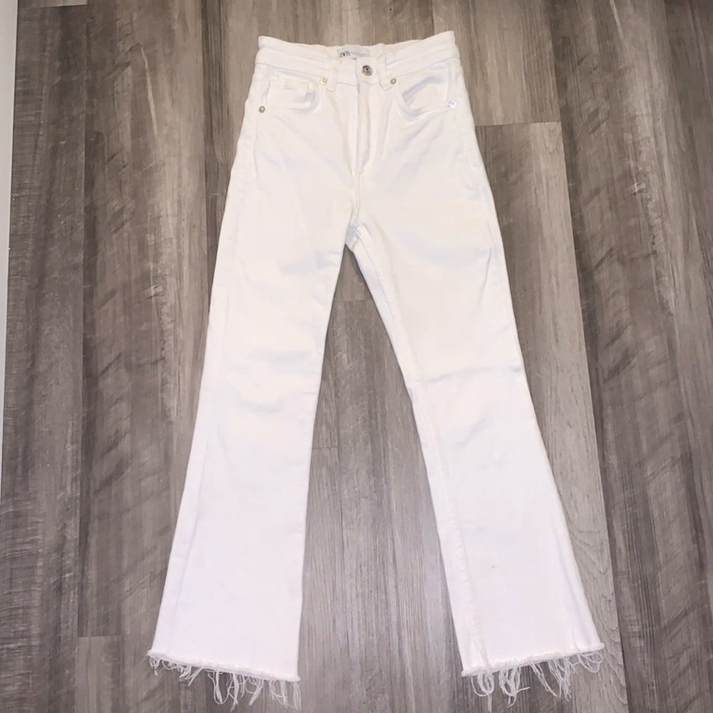 Zara White Raw Hem High Waist Jeans